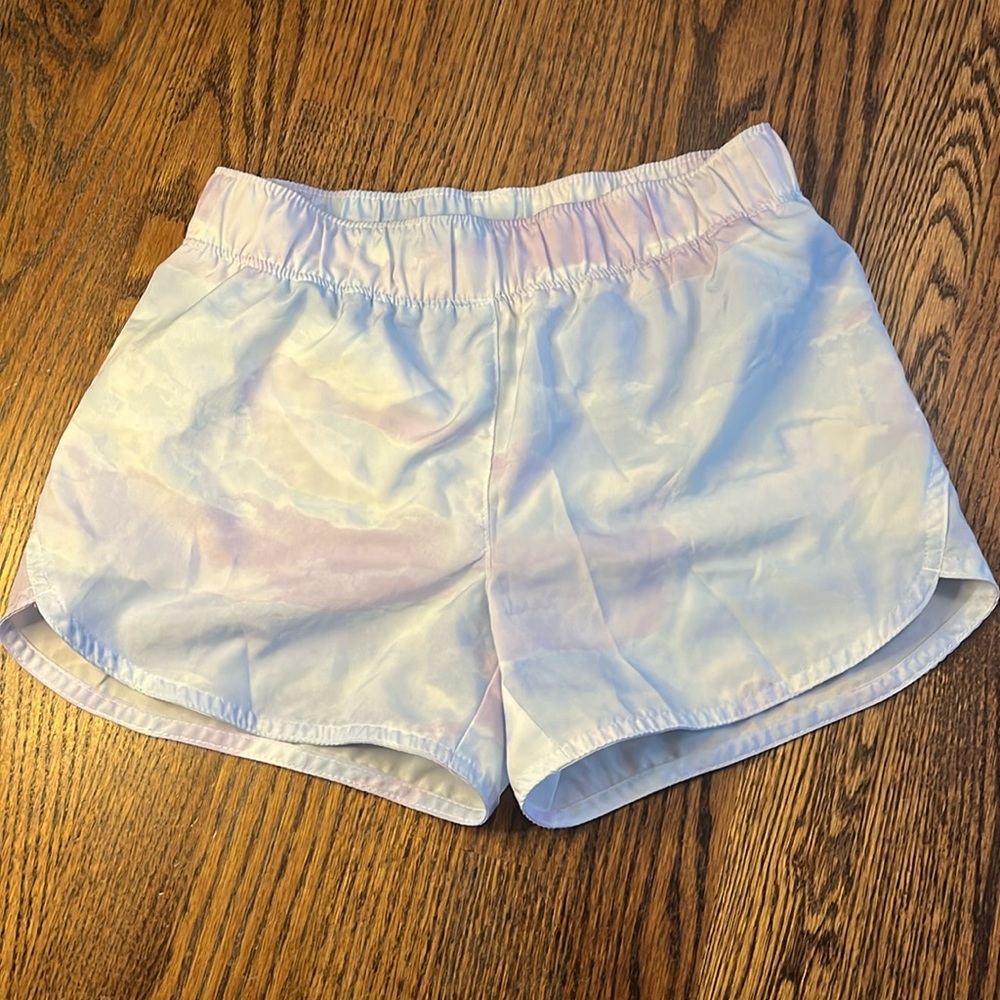 🌈☁️LIKE NEW DREAMING OF SKIES ATHLETIC SHORTS☁️🌈
